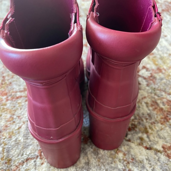 Hunter Original Block Heel Chelsea Boot - Picture 6 of 8